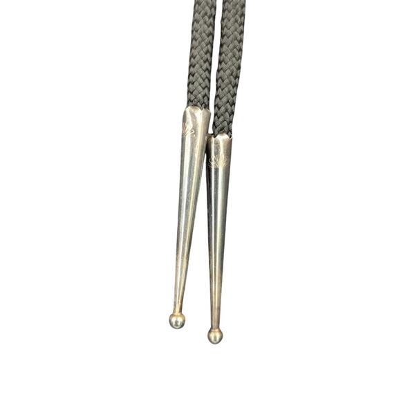 Tested Silver Bolo Tie Round Tooled Medallion Hand Etched - Picture 3 of 6